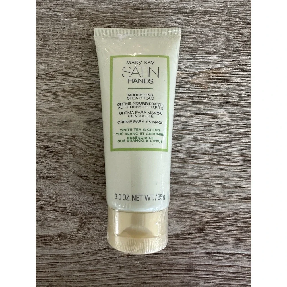 Mary Kay Bundle SunCare After-Sun Gel 6.5 oz., Satin Hands + Body Wash Sealed